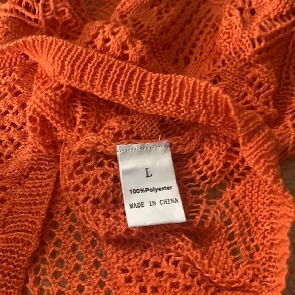 Beautiful orange open knit lightweight cropped sweater Size Large NWOT - Picture 3 of 3